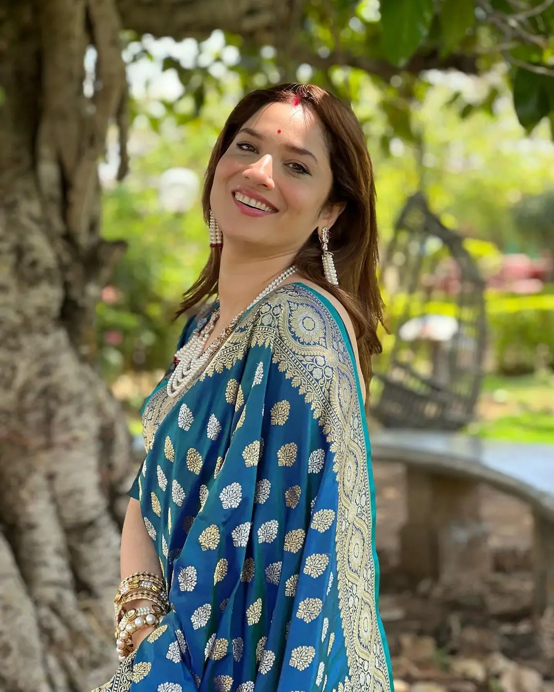 ANKITA LOKHANDE IN SOUTH INDIAN TRADITIONAL BLUE SAREE BLOUSE 3